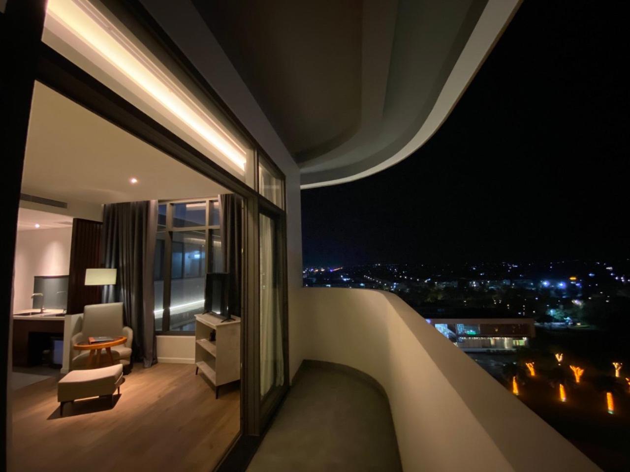 Newcc Hotel And Serviced Apartment Куангнгай Экстерьер фото